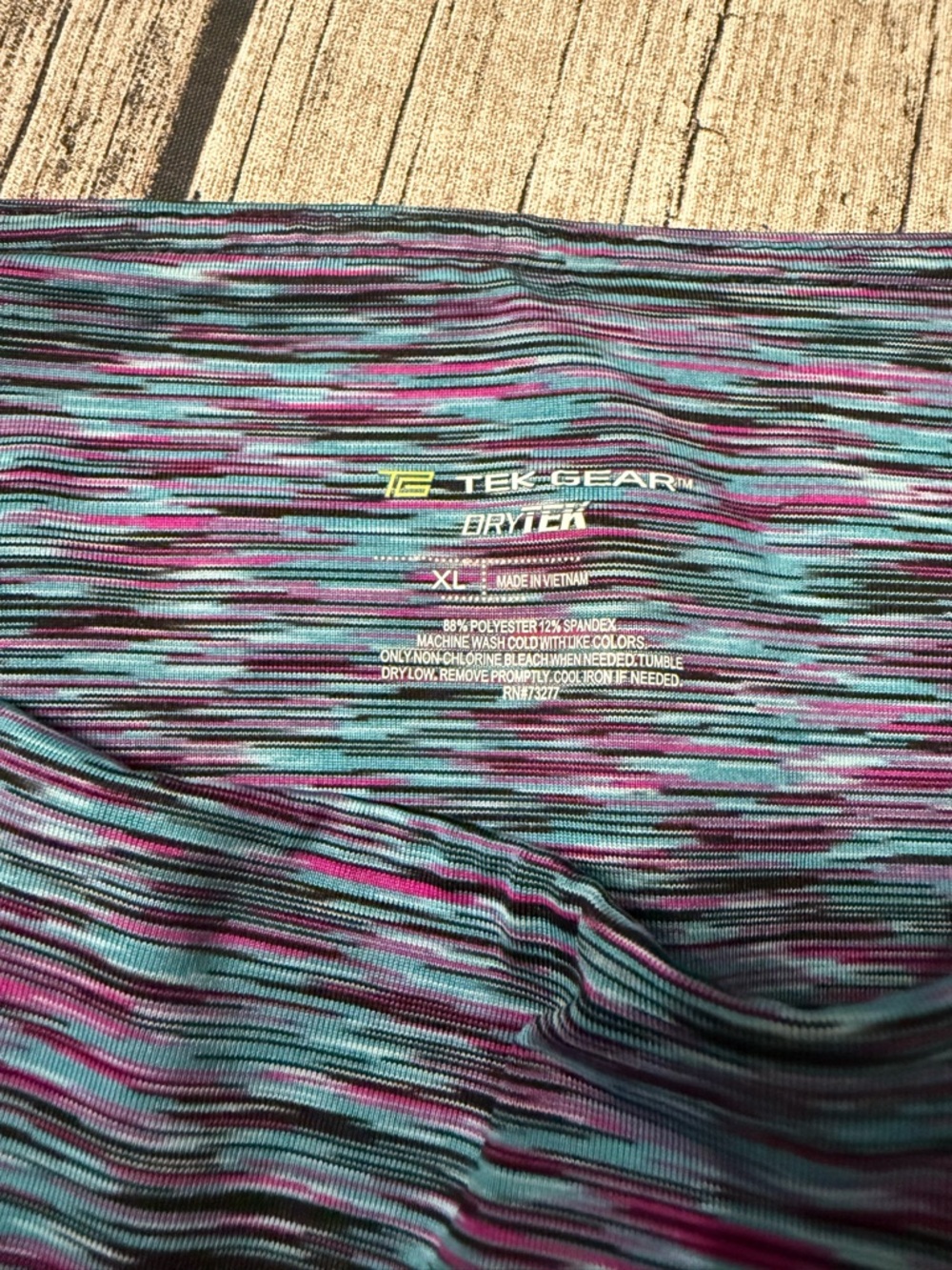 Like new, Tek Gear Athletic leggings/Yoga pants - Picture 6 of 6